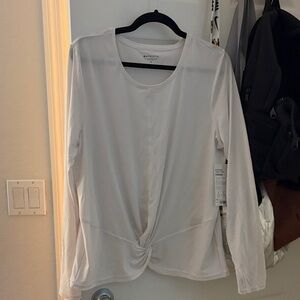 NWT Athleta  Long Sleeve Women's Top